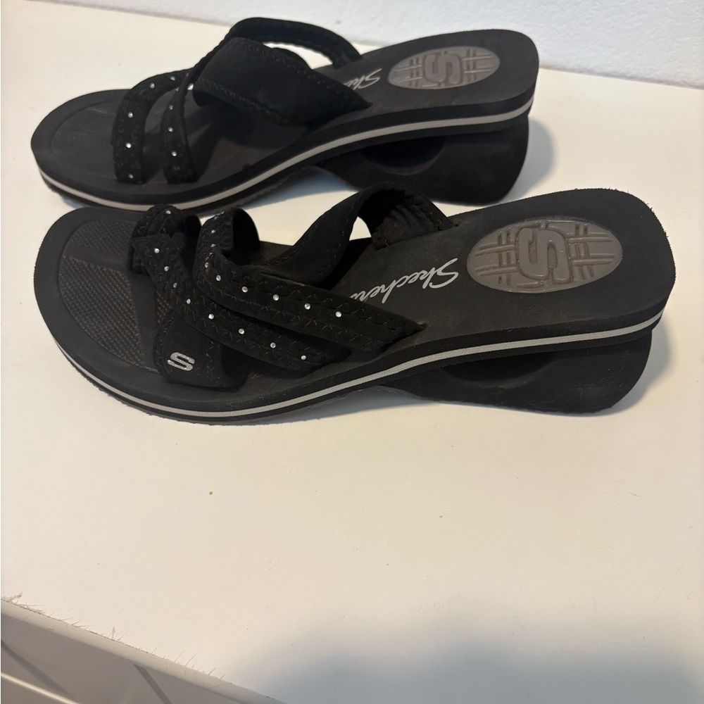 Skechers Black Womens Sandals with Bling Accents Y2K